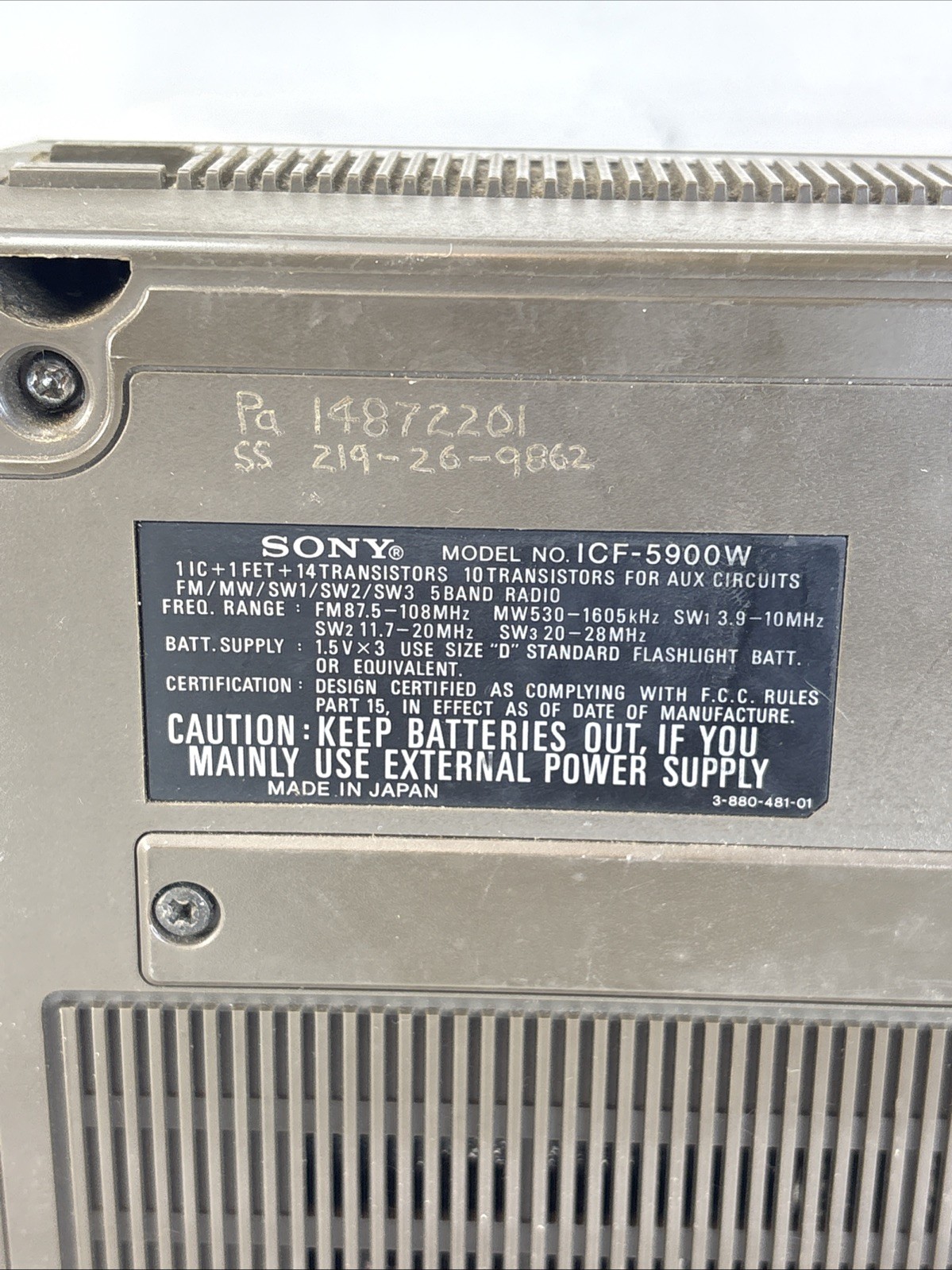 WORKS Sony ICF-5900W Portable Multi-Band Radio Receiver Pop-Up Antenna 4E25