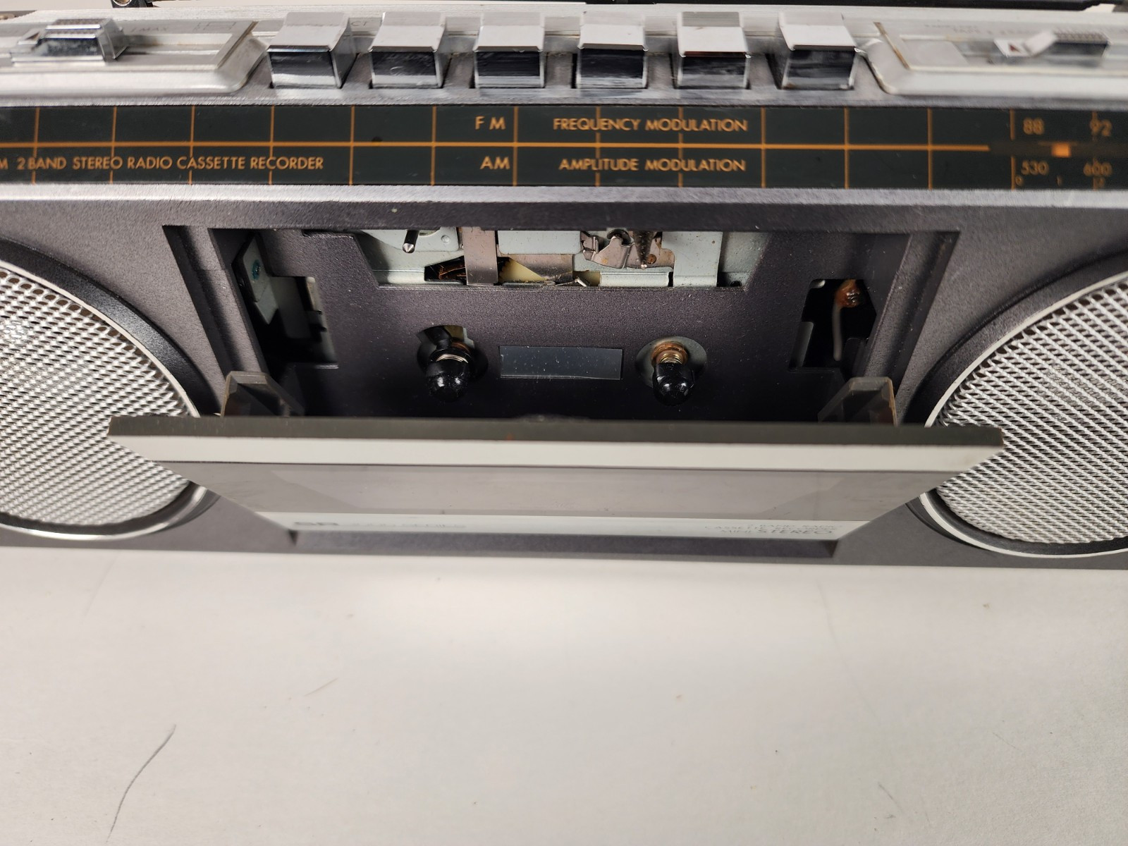Vtg Sears Roebuck & Co SR-3000 Series Silver Mini Stereo Cassette Boombox READ