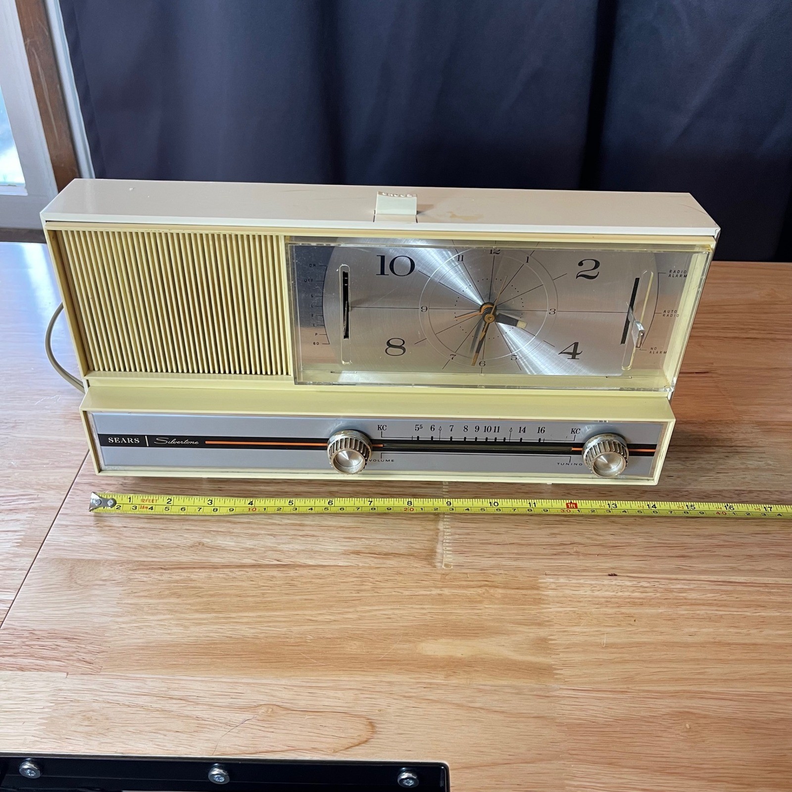 Vintage Sears Silvertone 4044 Ivory AM Clock Radio 1960s MCM Works