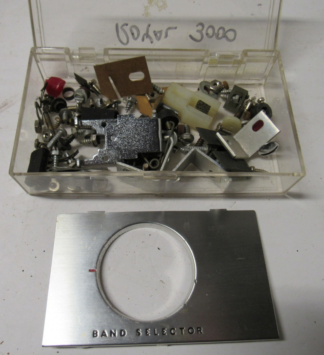 Zenith Royal 3000 AM/FM/SW Transistor Radio Parts Lot