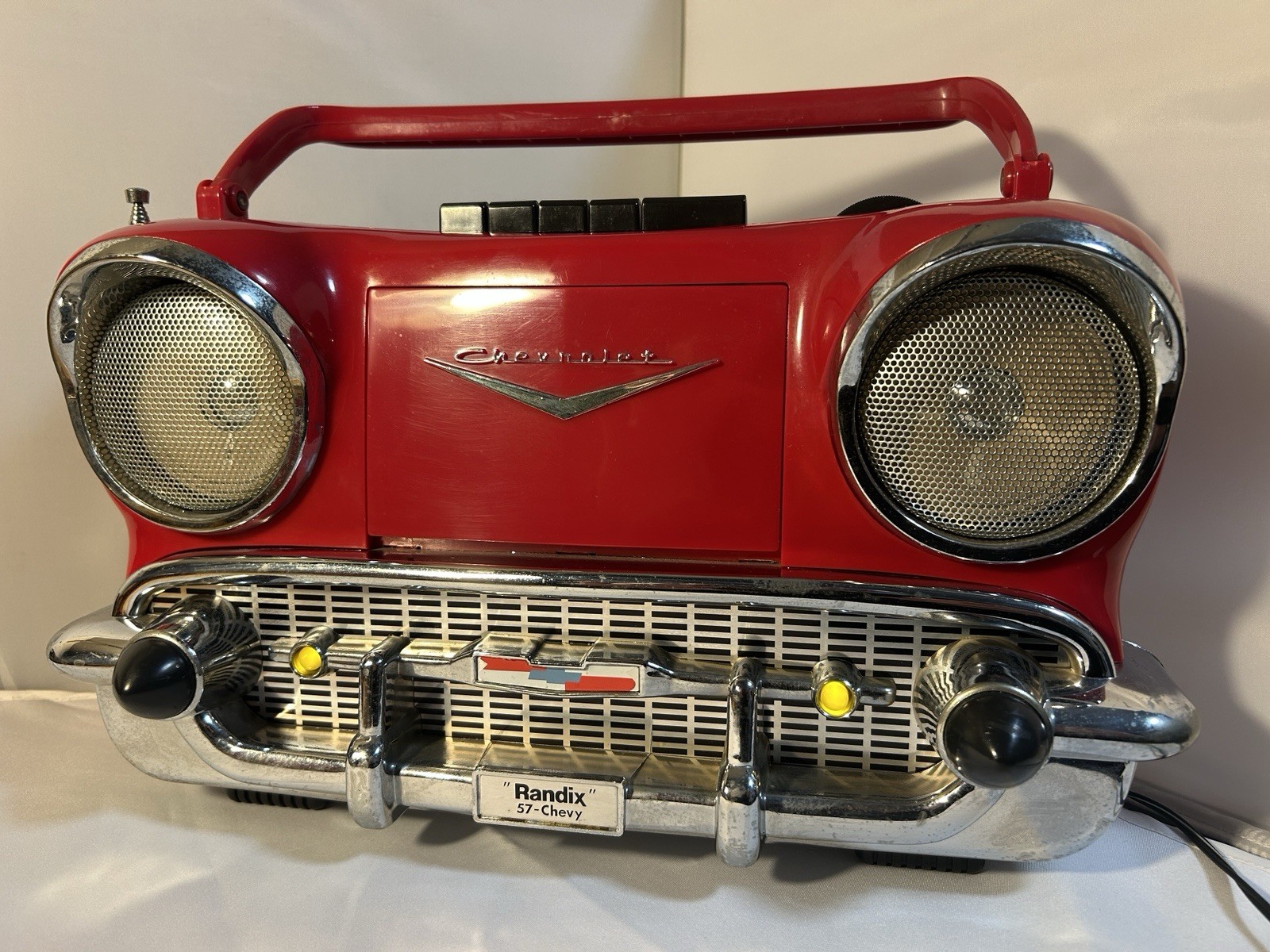 Randix CR-1975 57 Chevy Cassette Tape Am Fm Radio Free Shipping!
