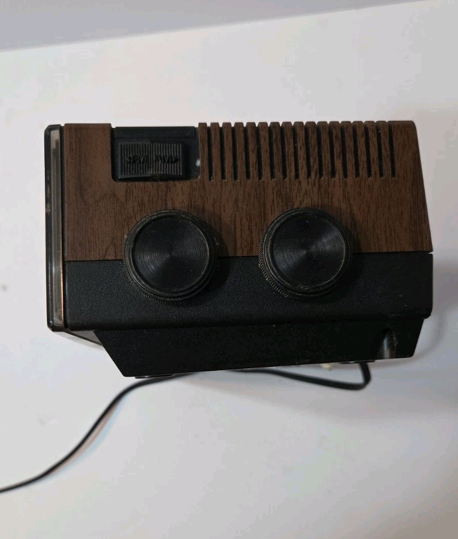 Vtg General Electric GE Flip Clock AM/FM Radio 7-4305F – For Parts Or Repair