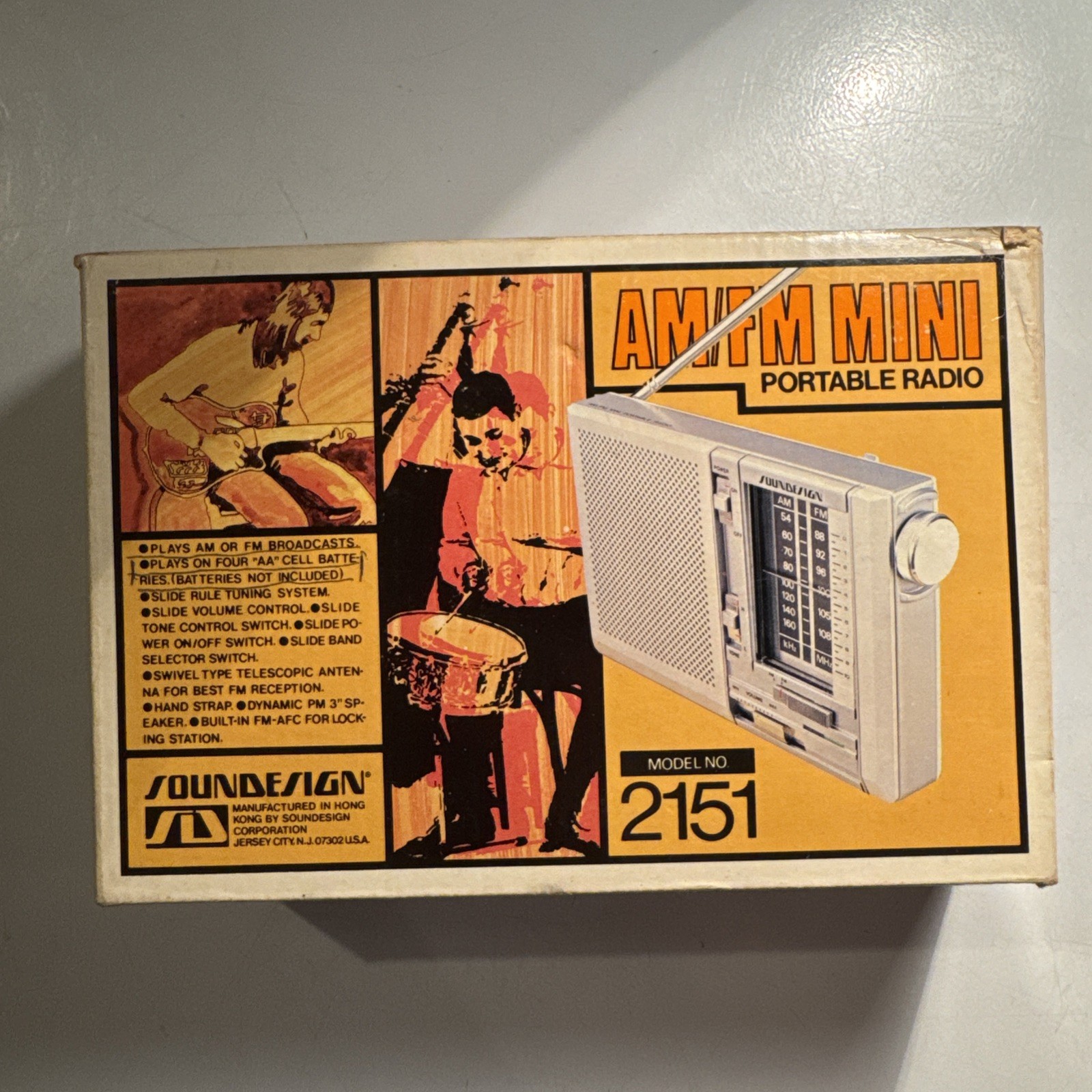 Vintage Portable Soundesign AM/FM Transistor Radio Model 2151 New In Box