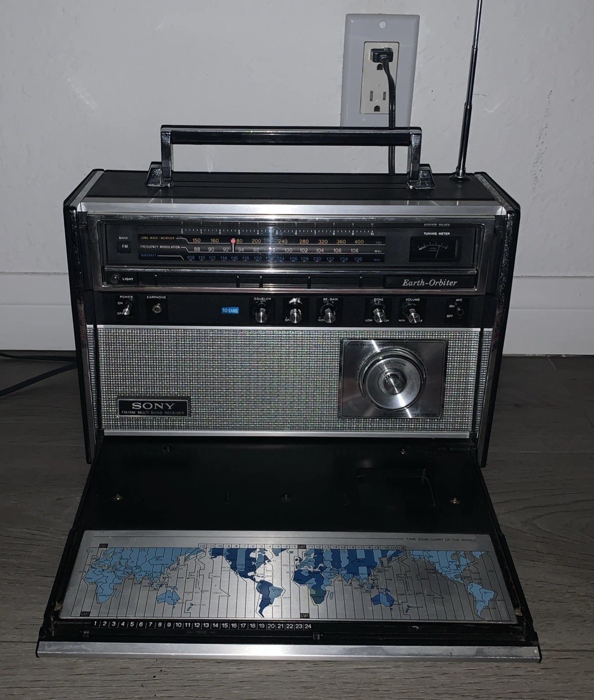 SONY 10Band Receiver AM/FM/AIR/PSB/LW/SW 1-5/BFO Model CRF-5100 , Tested/Works