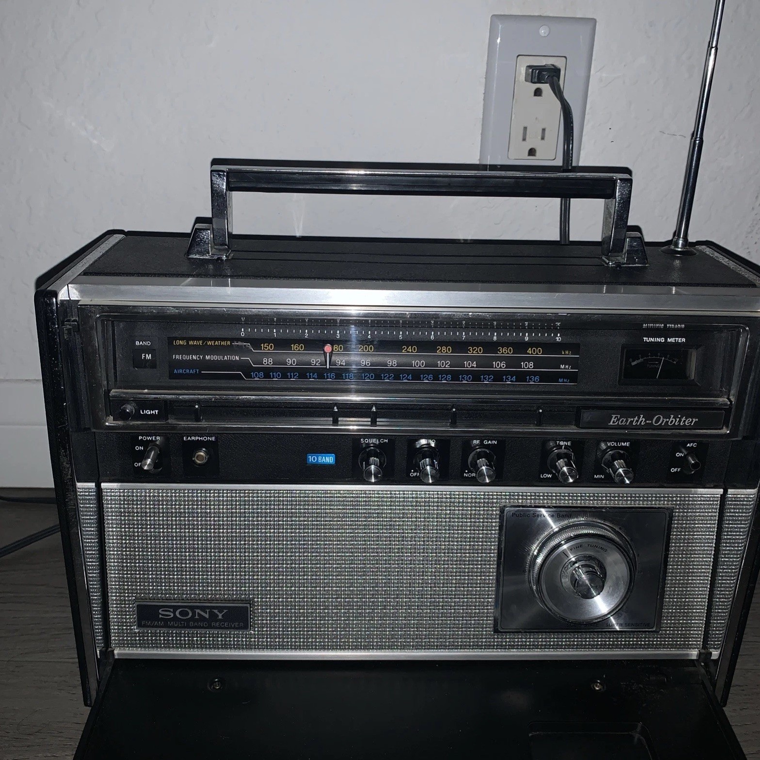 SONY 10Band Receiver AM/FM/AIR/PSB/LW/SW 1-5/BFO Model CRF-5100 , Tested/Works