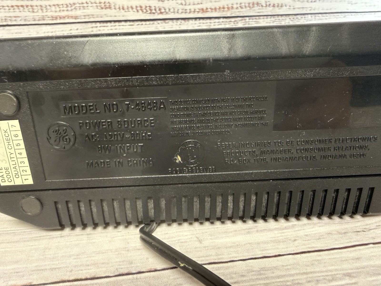 Vintage GE General Electric AM/FM Digital Alarm Clock Radio Model 7-4648A -Works