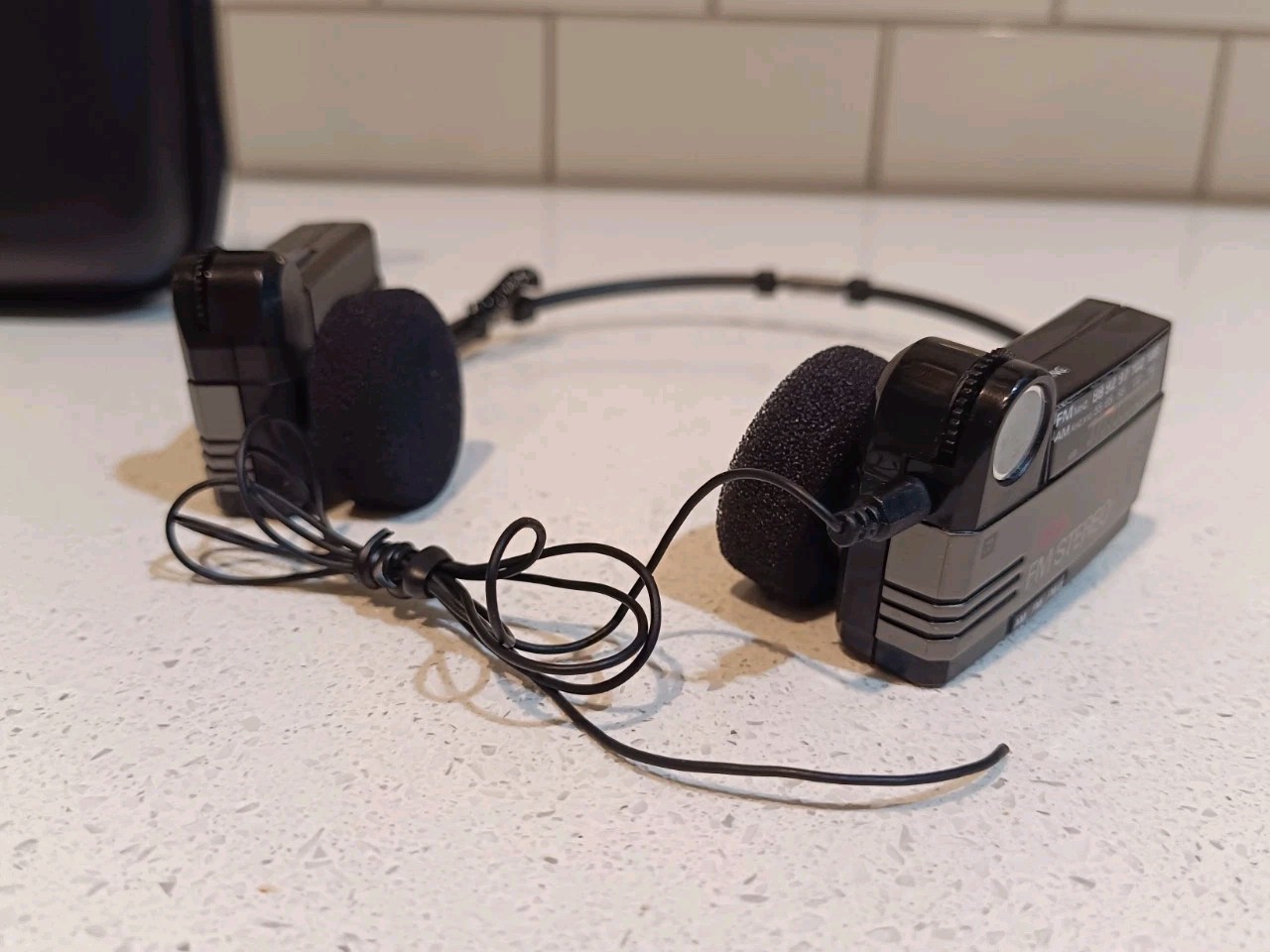 Vintage GE 7-1290A AM/FM Radio Stereo Portable Headphones w/ Batteries – TESTED